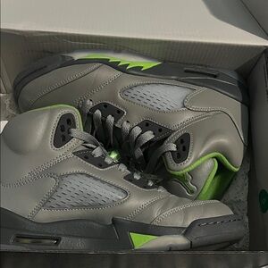 Nike Kids Sneakers Gray and Green